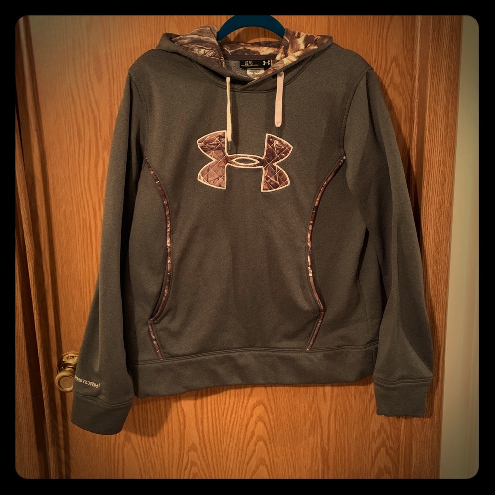Underarmour hoodie